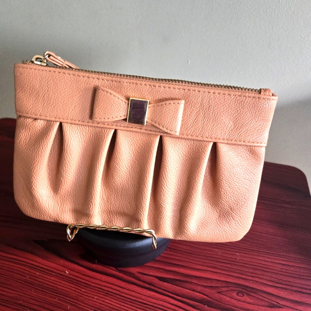 Safe keeper Wristlet wallet